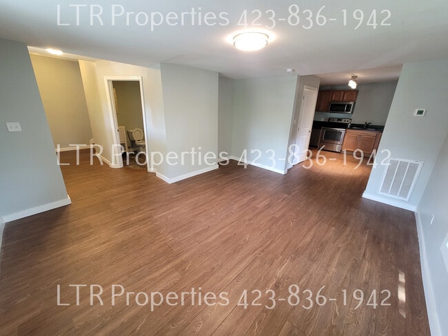 Building Photo - Flynn st (1203