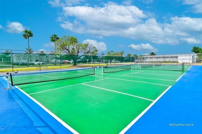 Building Photo - 2879 SW 58th Ct