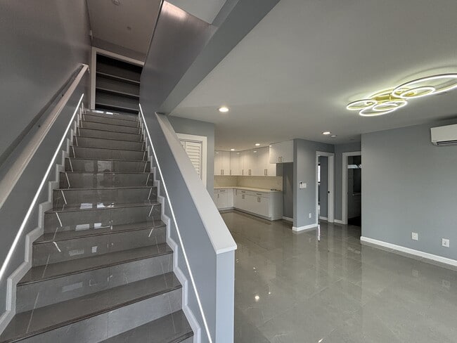 Building Photo - 4030 Hoku Ave