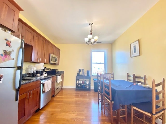 Building Photo - 61 Wait St