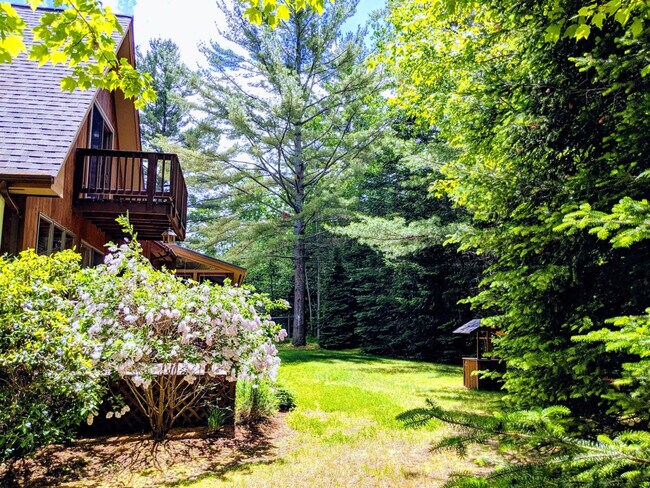 Building Photo - 66 Paquette Dr