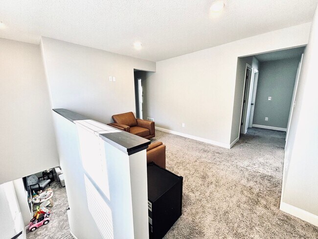 Building Photo - Beautiful and Spacious 4 Bedroom Home / New Construction!