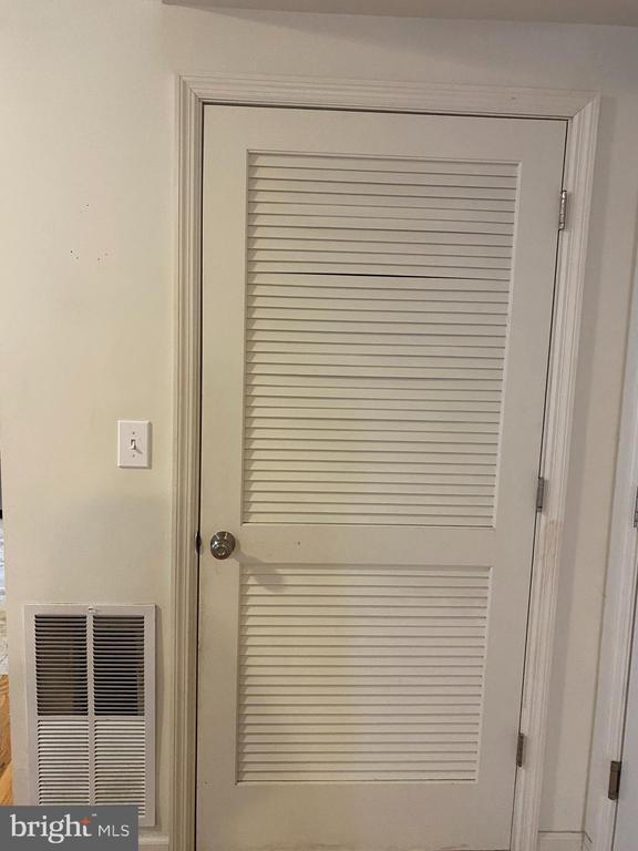 Building Photo - 58 S Broadway