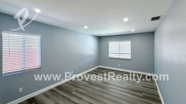 Building Photo - 10677 Joshua St