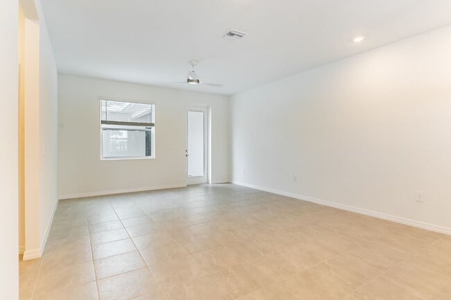 Building Photo - Brand New 3-Bed 2.5-Bath Town Home with La...