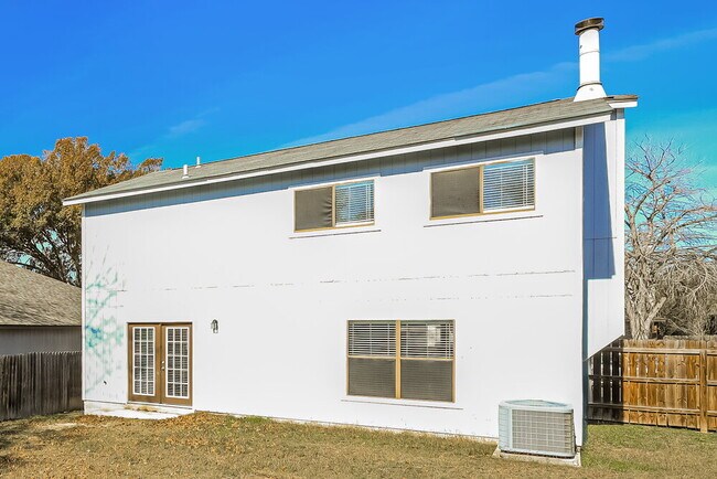 Building Photo - 10478 Tippecanoe