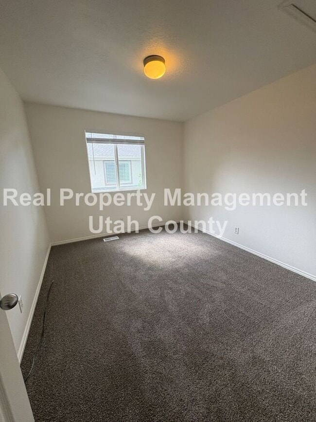 Building Photo - 2889 N Bridalwood Loop