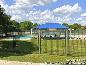 Building Photo - 8858 Roquefort