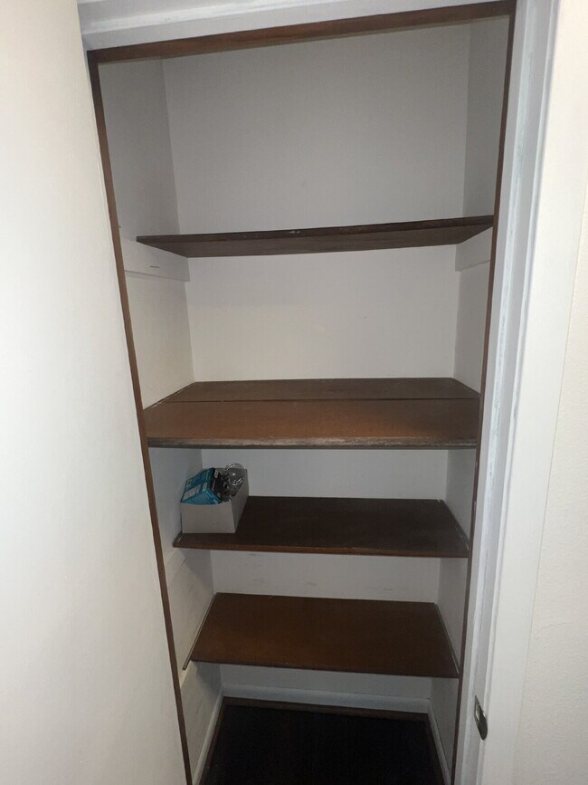 Building Photo - 2 Bedroom / 2 Bath Condo with 1,200 Square Feet, Luxury Finishes, and Great Amenities!