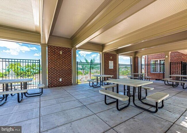 Building Photo - 3534 Winthrop Ln