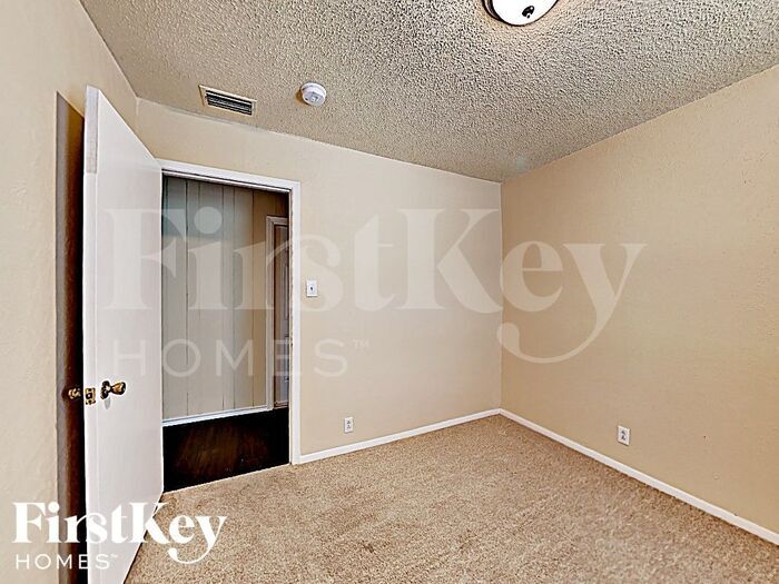 Building Photo - 13630 Onyx Ln