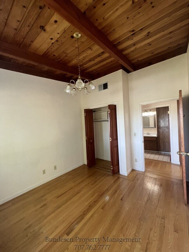 Building Photo - 6-Month Lease only – Charming West Petaluma Accessory Unit