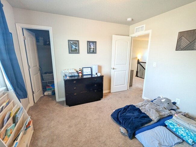 Building Photo - Gorgeous 4 Bedroom 2.5 Bath Home in Bradley Ranch