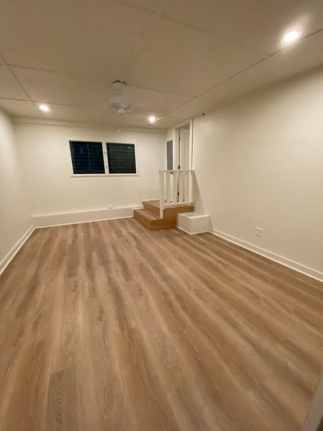 Building Photo - 3 Bedroom 2 Bath home in Hanalei w/Media Room