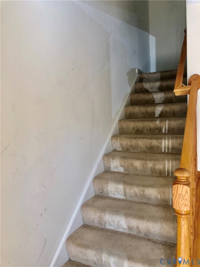 Building Photo - 8602 Springwater Dr