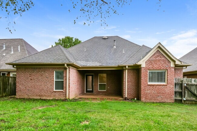 Building Photo - 4494 Graystone Dr