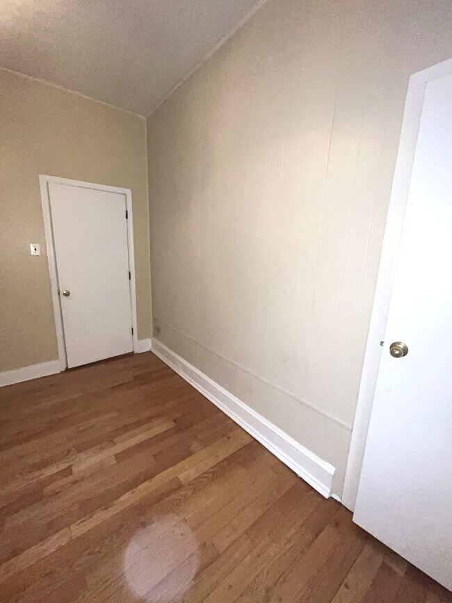 Building Photo - 4007 Powelton Ave