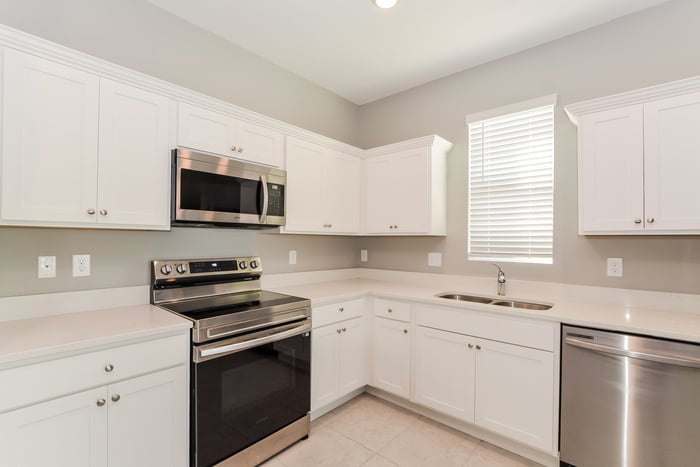 Building Photo - 325 Kenilworth Dr