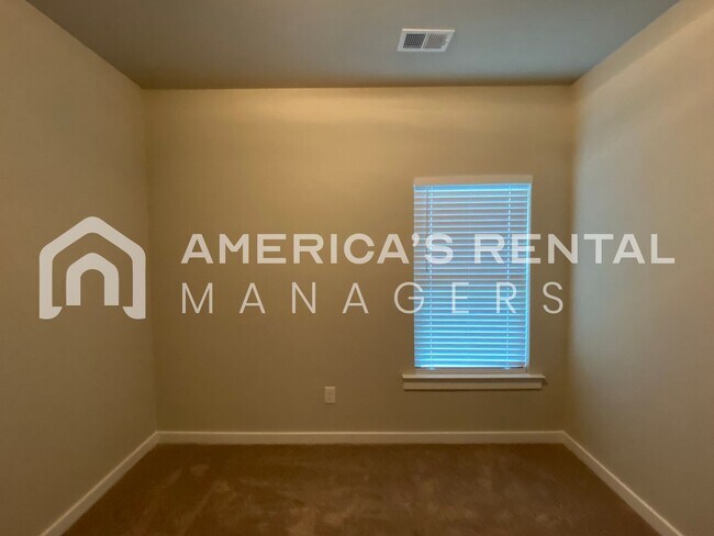 Building Photo - DEPOSIT PENDING! Home for Rent in Clanton, AL!!! COMING SOON! Deposit Pending!!