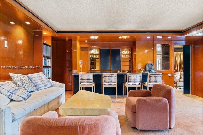 Building Photo - 11111 Biscayne Blvd