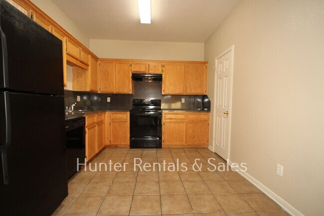 Building Photo - 3803 Littleleaf Ct