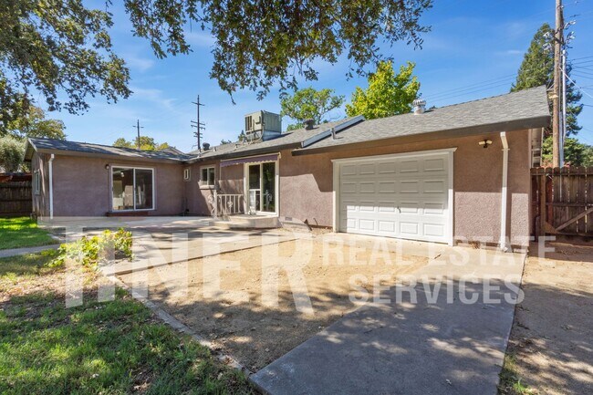 Building Photo - 6128 Mariposa Ave