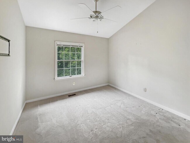 Building Photo - 202 Castletown Rd