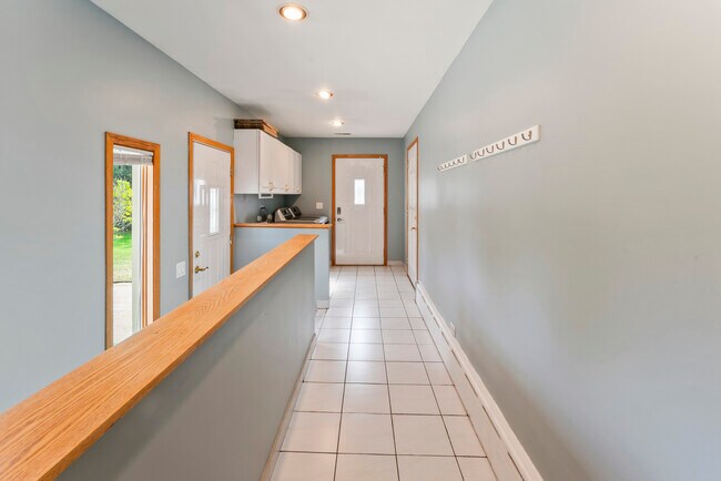 Building Photo - 2226 Shannondale Dr