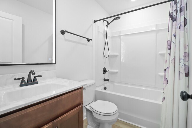 Building Photo - 1150 Tybee Dr