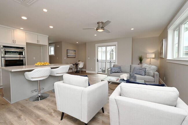 Building Photo - Beautiful Newer Home in Downtown Pleasanton
