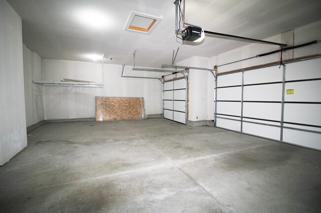 Building Photo - 350 28th St SE