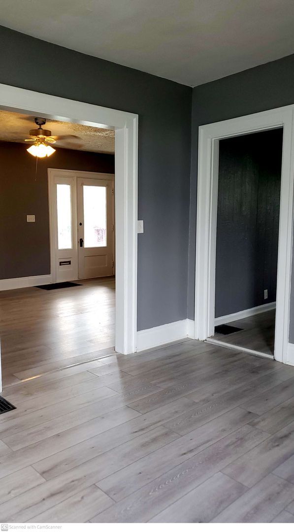 Building Photo - 1/2 off! (HALF OFF) 2nd month rent! Beautiful 3 bed 1.5 bath and ready for your move in