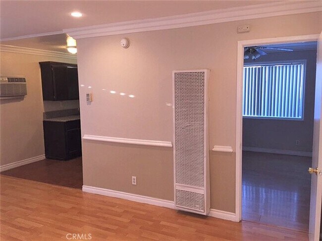 Building Photo - 11722 Saticoy St