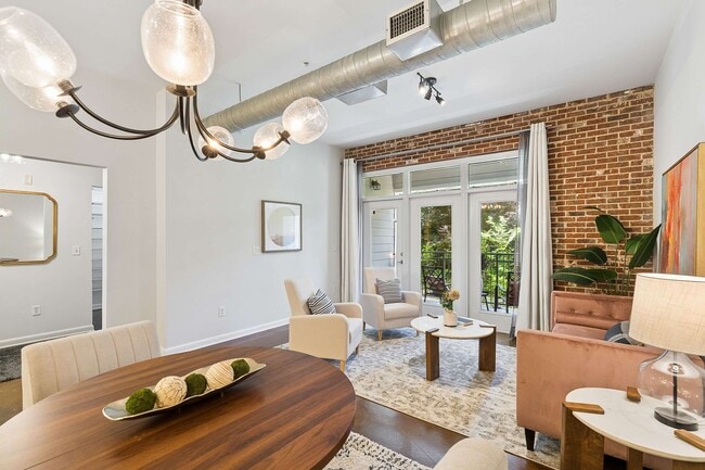 Building Photo - Stylish 1/1 Condo in Inman Park, Right on the ATLBeltLine!