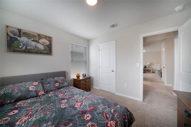 Building Photo - 1228 Vogel Dr