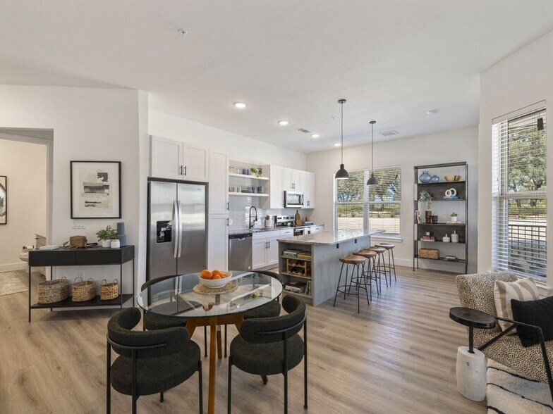 Building Photo - 2090 Raider Way