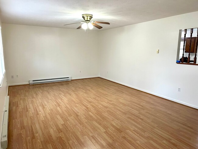 Building Photo - Single Family Home for Rent in Timberville