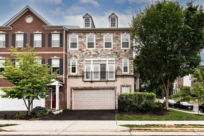 Building Photo - 1769 Moultrie Terrace NE