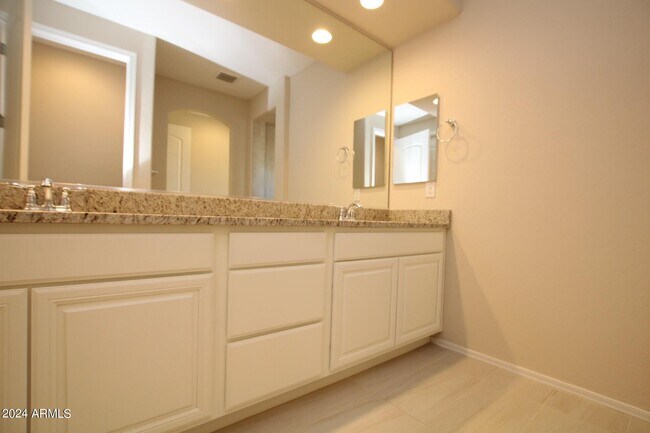 Building Photo - 20363 N Wagner Wash Dr