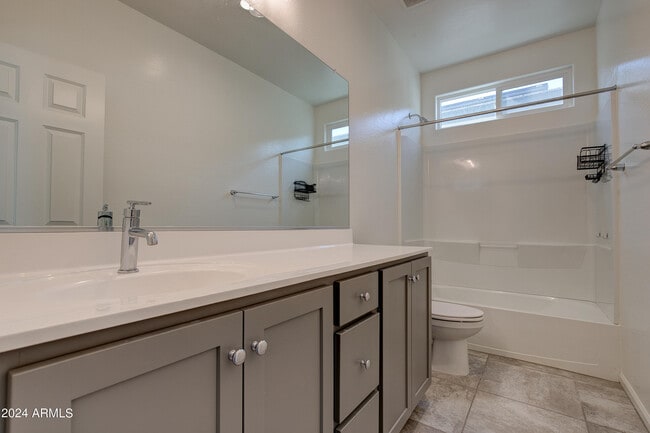 Building Photo - 15717 W Polk St