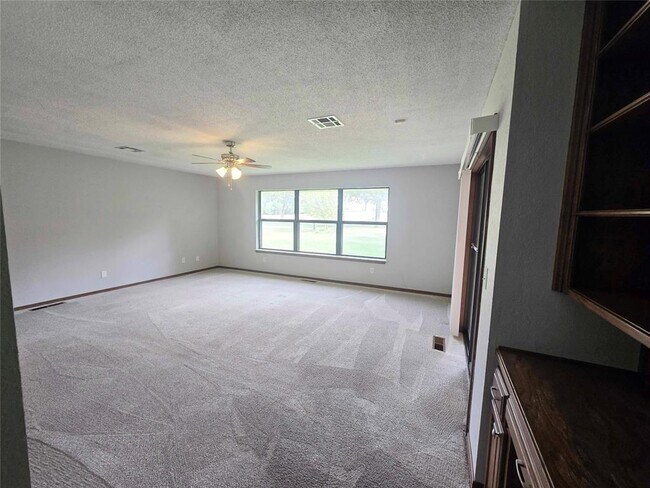 Building Photo - 4009 Cherry Hill Ln