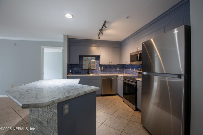 Building Photo - 3591 Kernan Blvd S