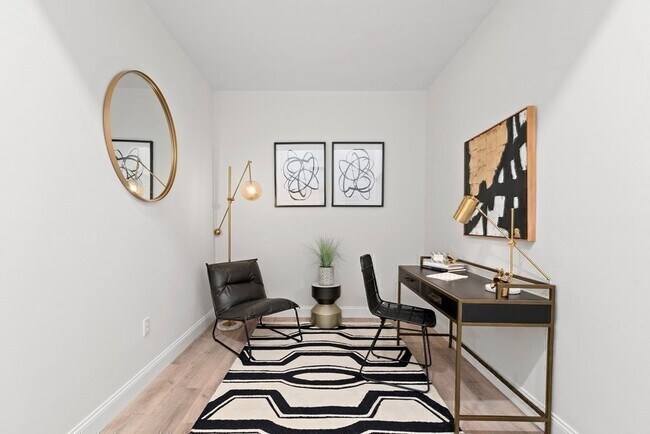 Building Photo - 65 Glen Rd