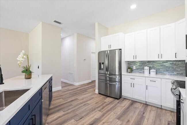 Building Photo - 3470 E Elias Cir
