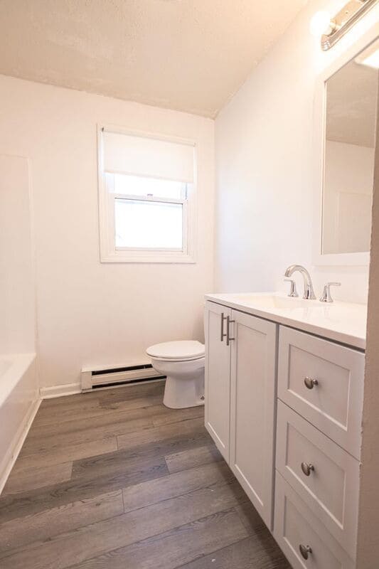 Building Photo - 54 Price St