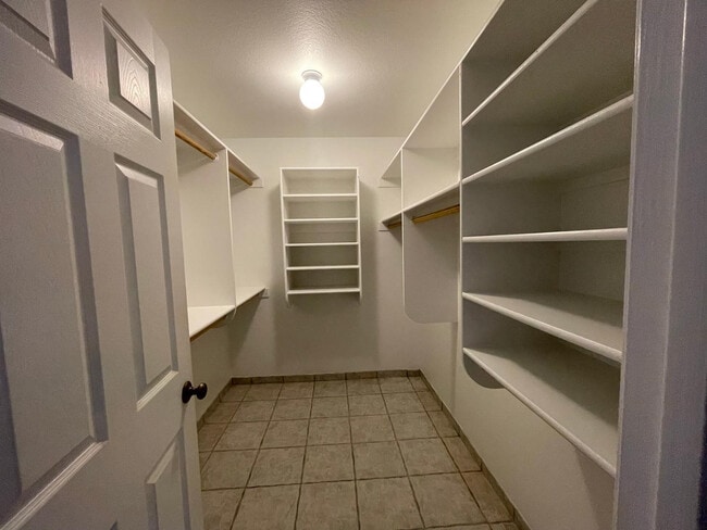 Building Photo - 21611 N 48th Pl