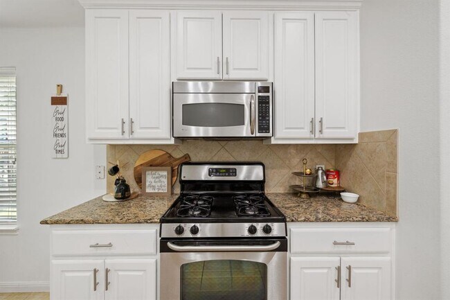 Building Photo - 309 Steer Acres Ct