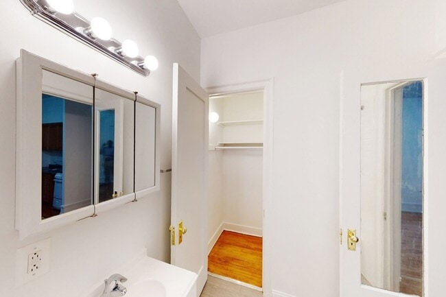 Floorplan - 5474-5480 S. Hyde Park Boulevard