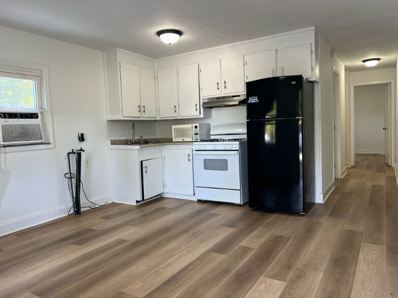 Building Photo - 1517 Tinkertown Ave