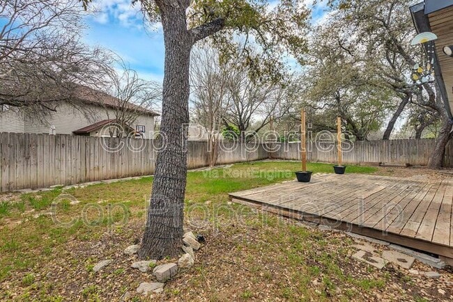 Building Photo - 6414 Maverick Oak Dr